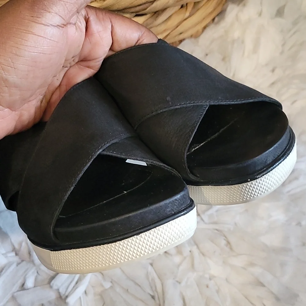 Eileen fisher Criss Cross Tumbled Leather Wedges Slingback Summer Shoes Size 8